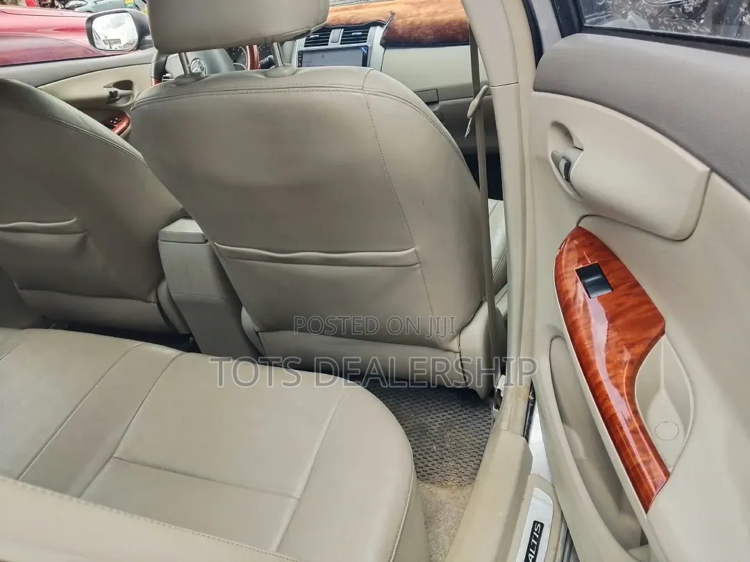 Toyota Corolla Altis 1.8 2008 Silver