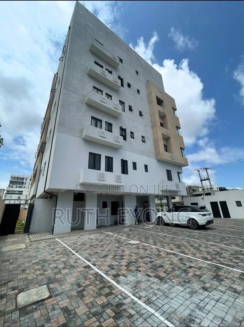 3bdrm Apartment in Ikoyi Lagos for sale