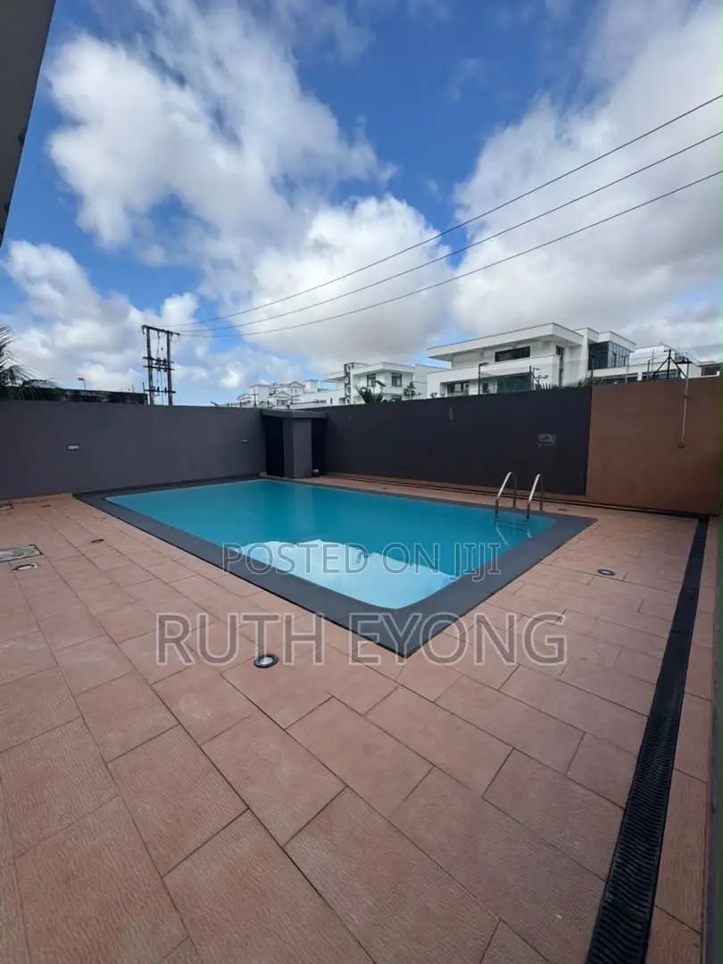 3bdrm Apartment in Ikoyi Lagos for sale