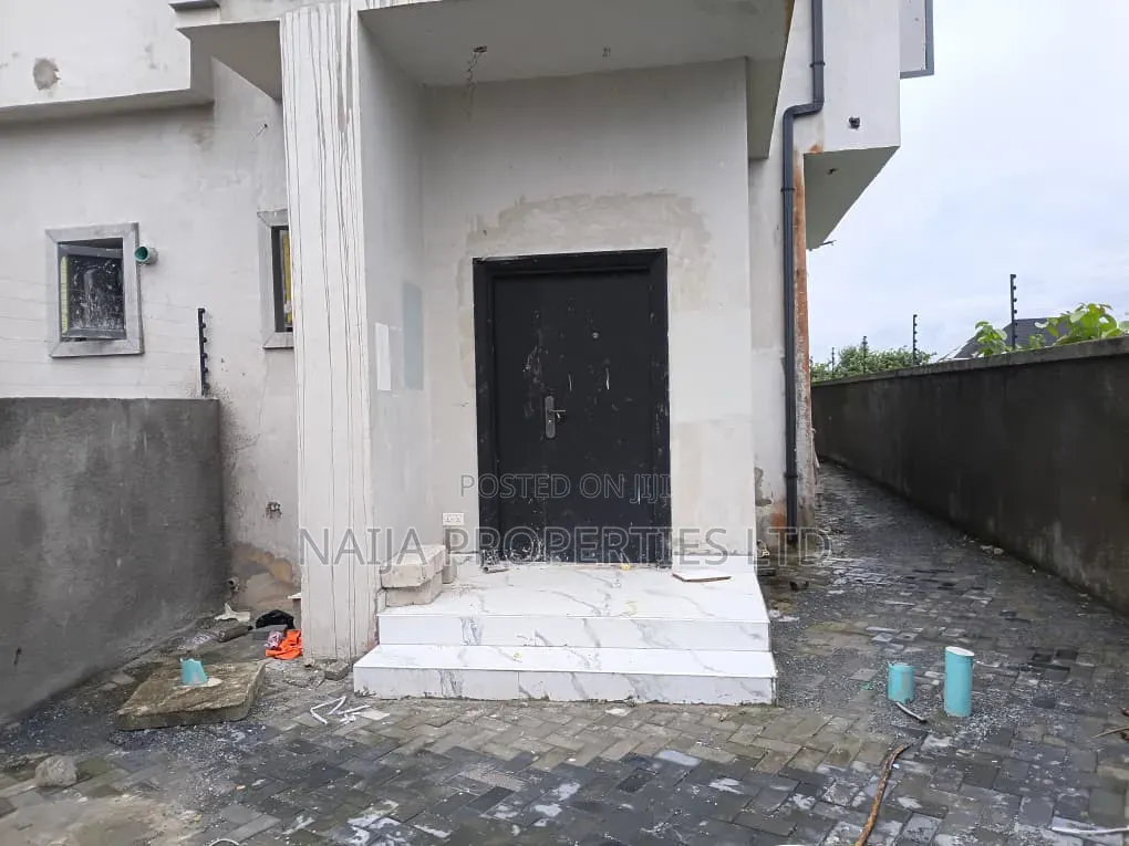 3bdrm Duplex in Beechwood Estate, Bogije for rent