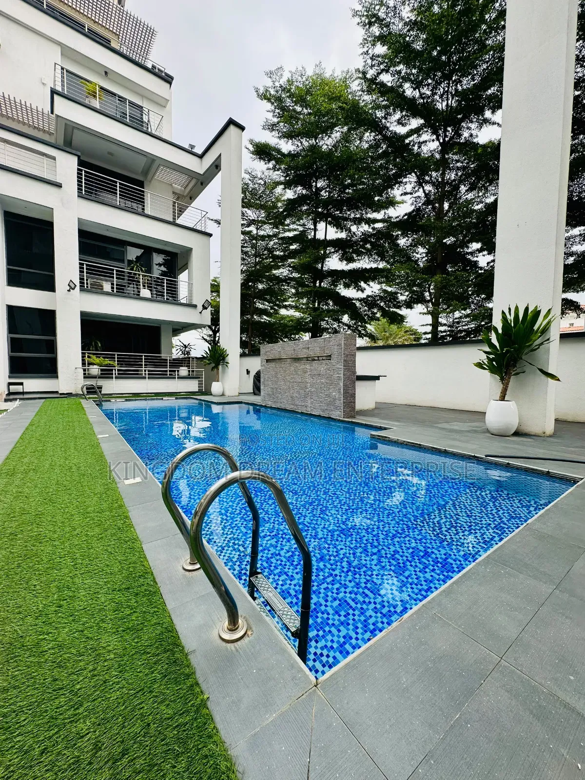 Furnished 3bdrm Apartment in Banana Island Lagos for rent