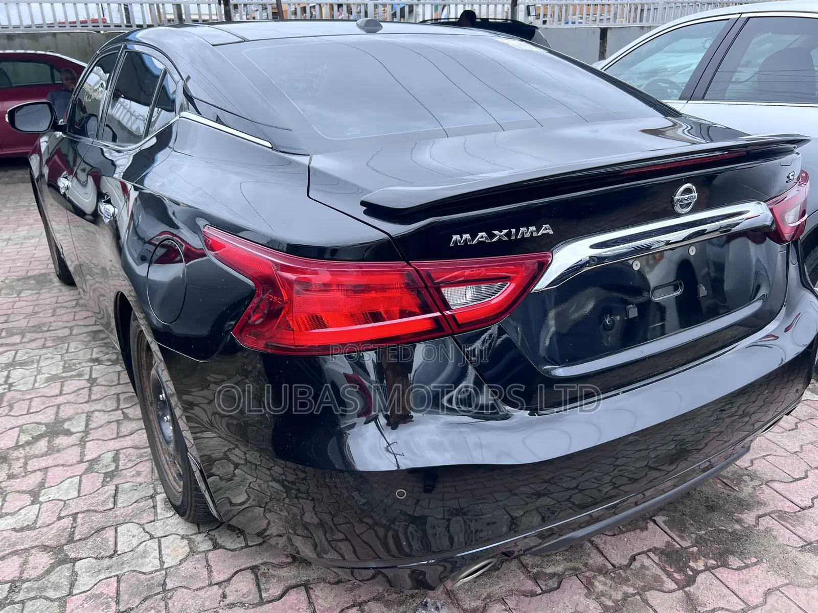 Nissan Maxima 4dr Sedan 2016 Black