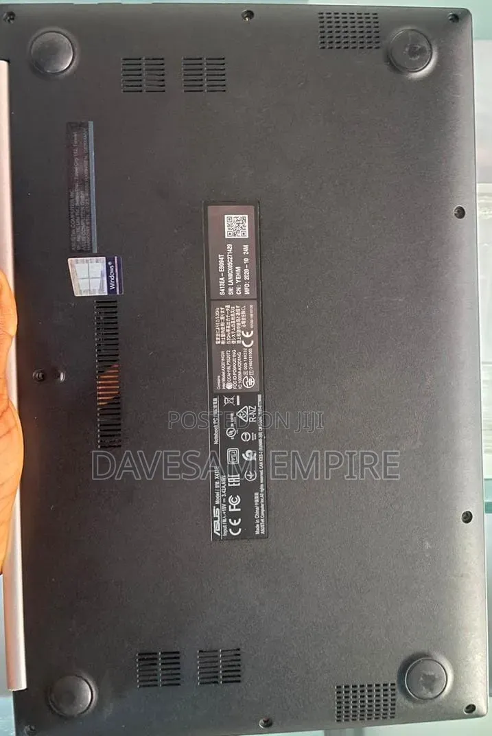 Laptop Asus VivoBook S13 S330UN 8GB Intel Core i5 SSD 256GB