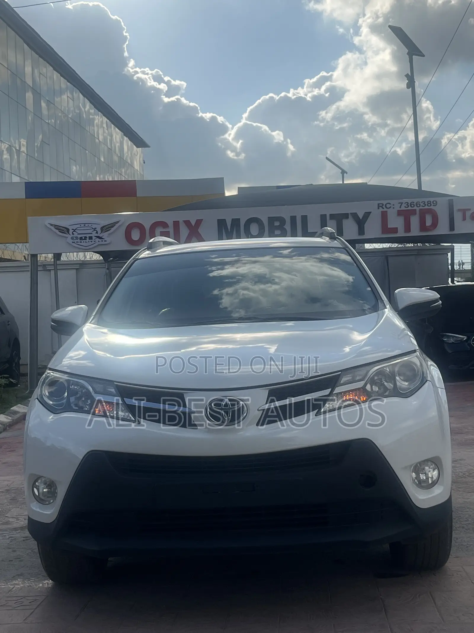 Toyota RAV4 2015 White
