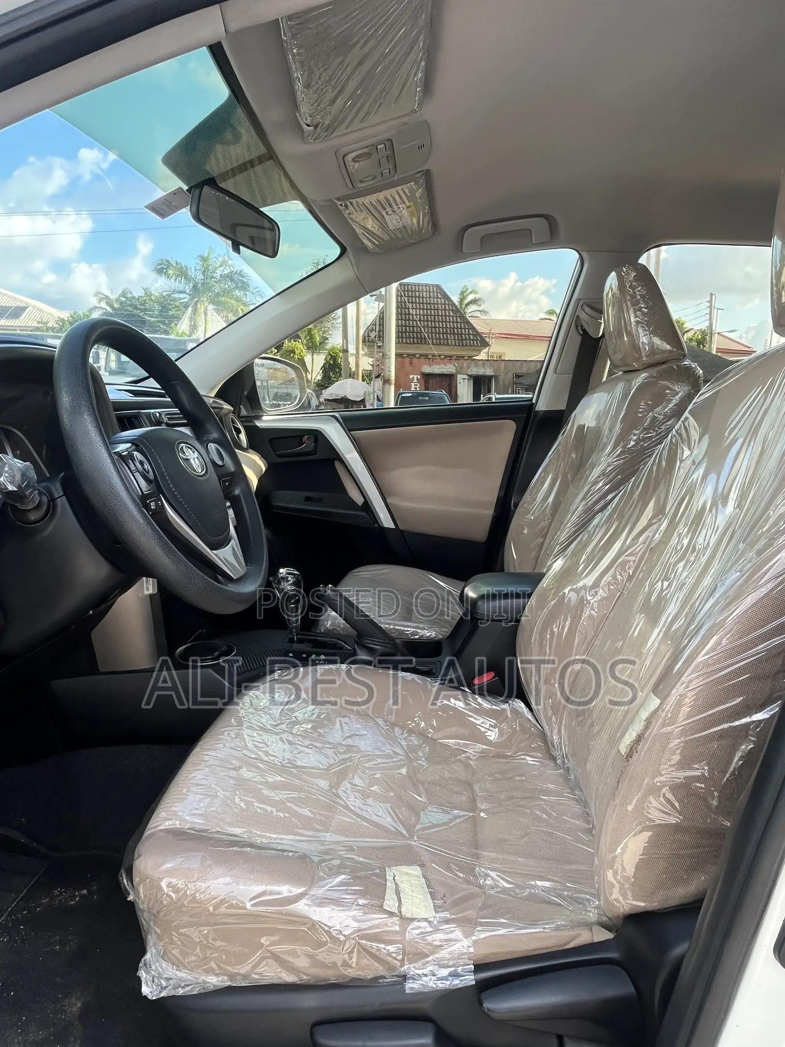 Toyota RAV4 2015 White