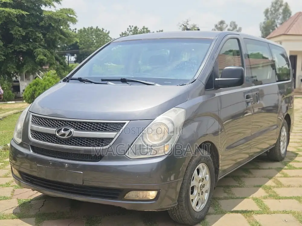 Hyundai H1 2010 Grey