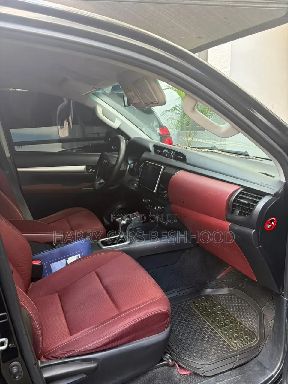 Toyota Hilux 2020 Black
