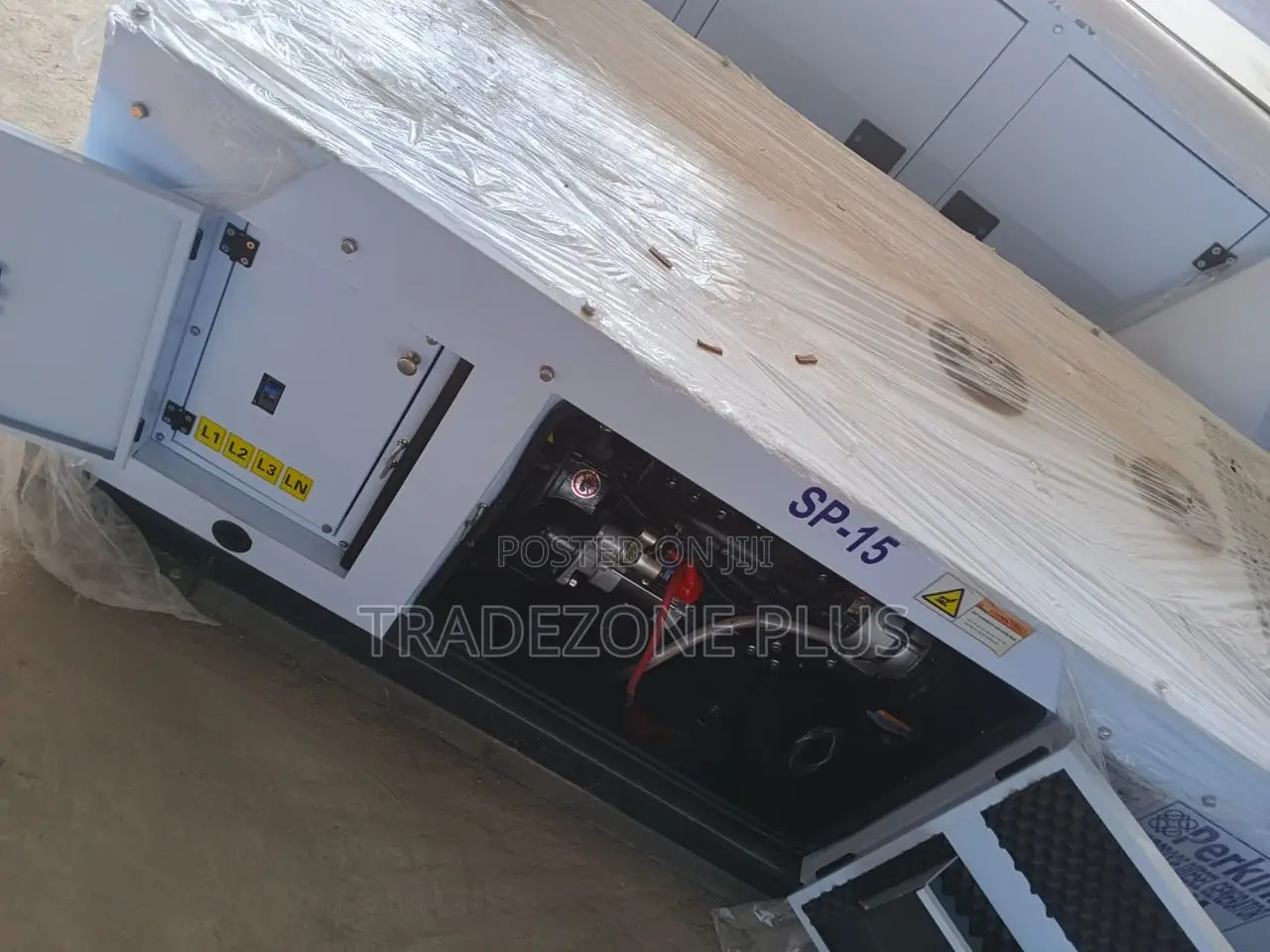 Perkins 15KVA Diesel Generator – Soundproof Cabinet