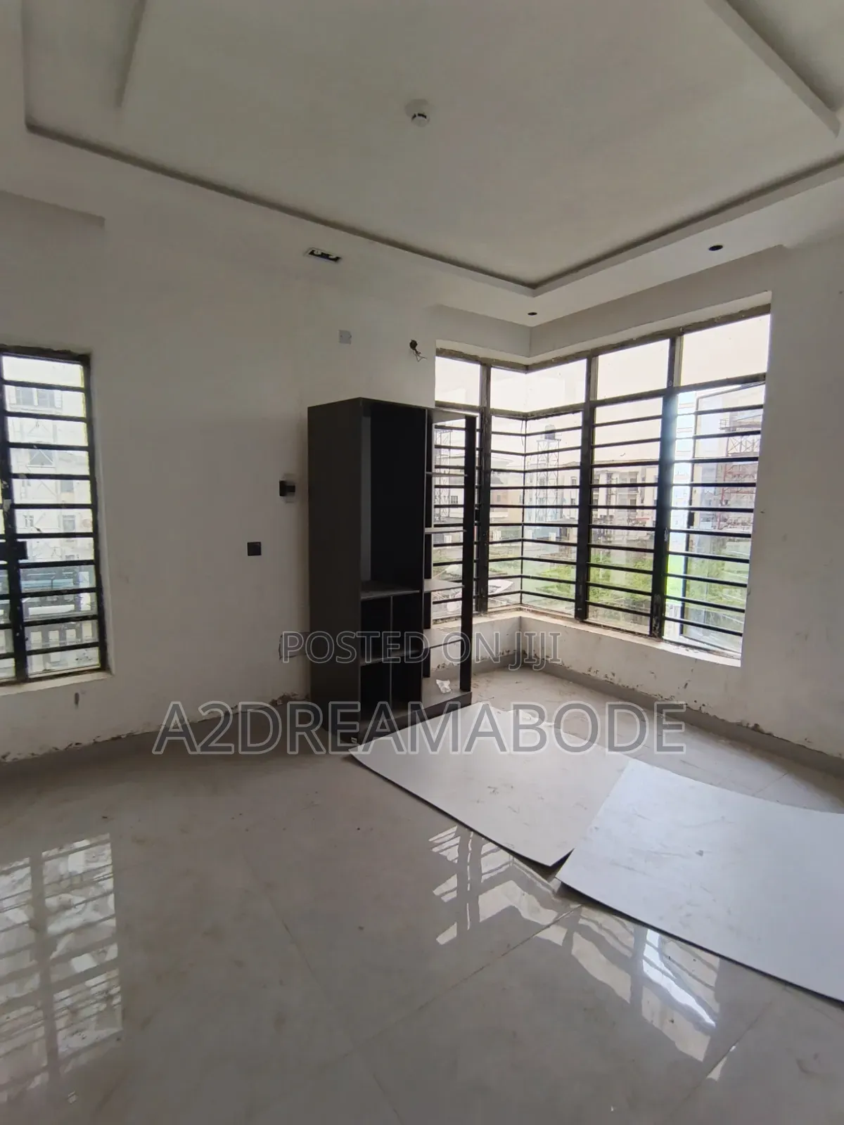 4bdrm Duplex in Surulere, Alaka Estate for sale