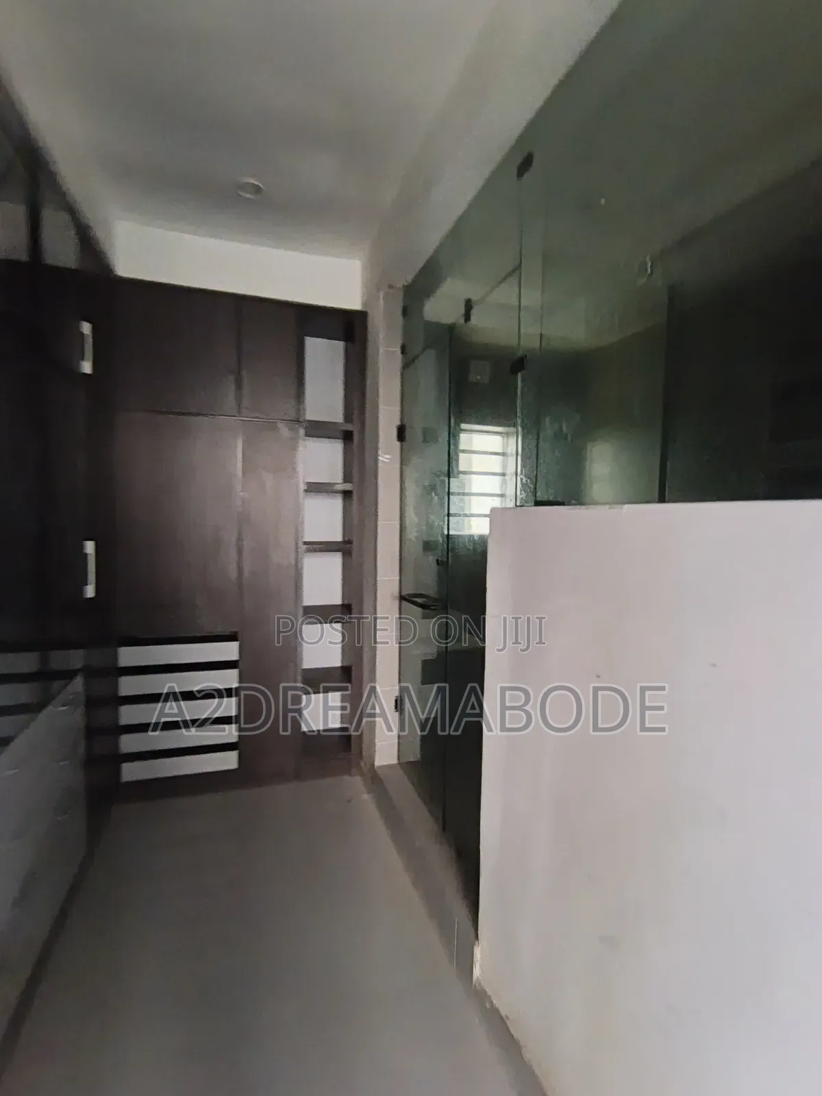 4bdrm Duplex in Surulere, Alaka Estate for sale