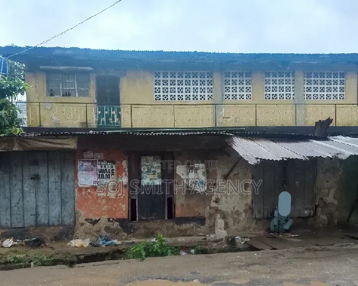 1bdrm Apartment in CHallenge / Mushin for sale