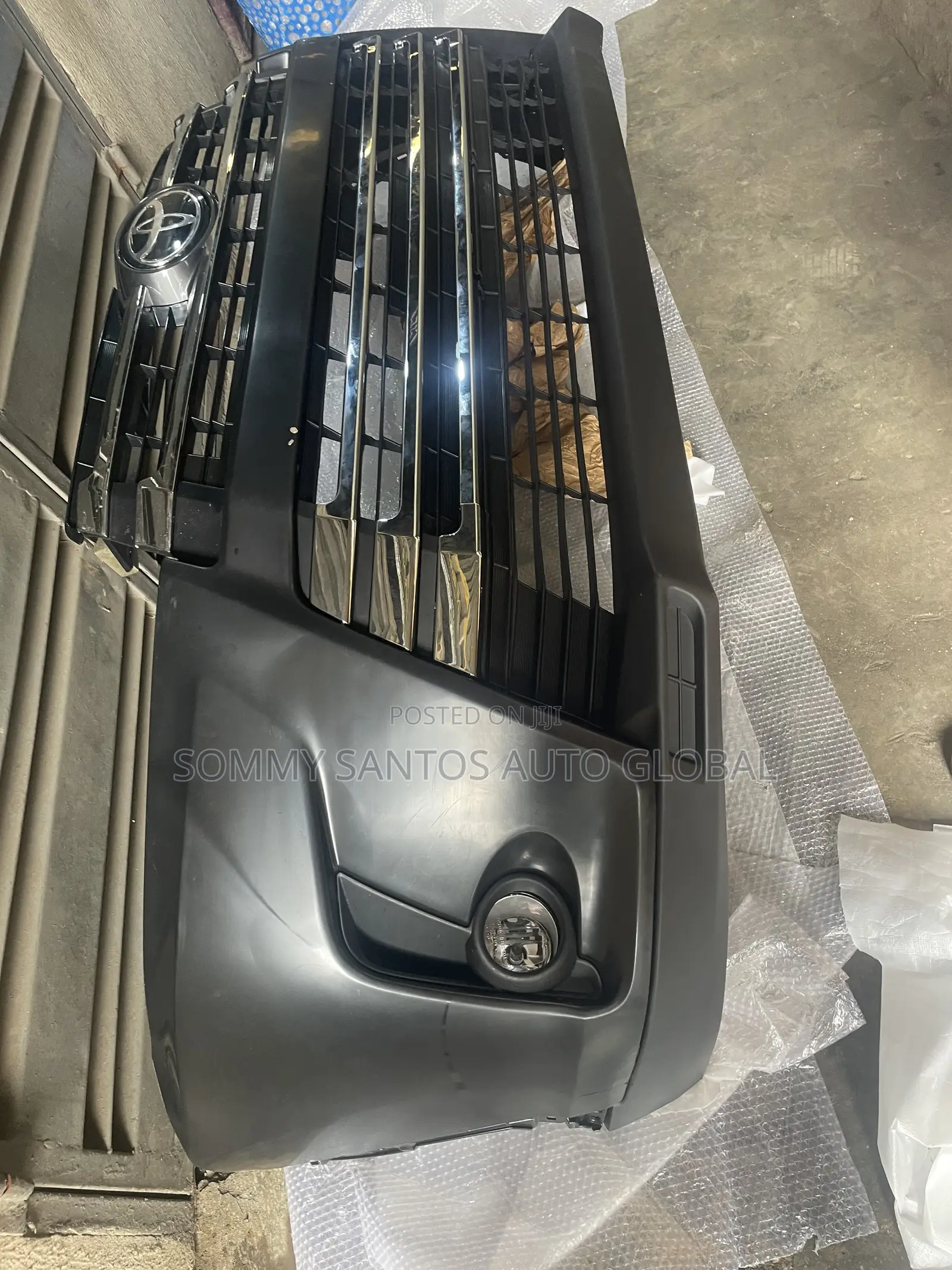 Toyota Highlander 2018 Complete Bumper Available