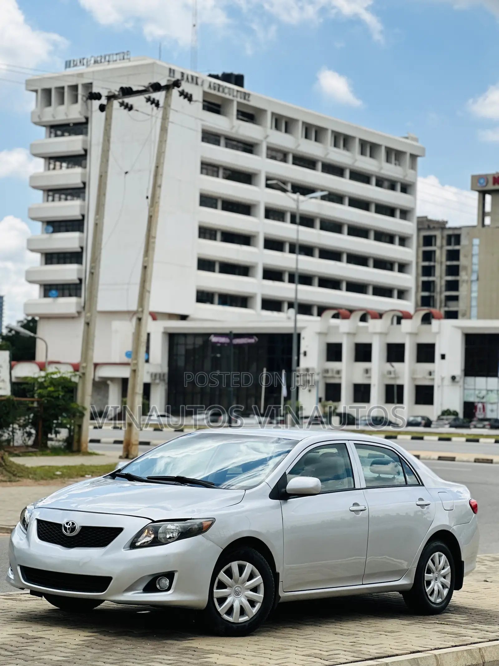 Toyota Corolla 2010 Silver