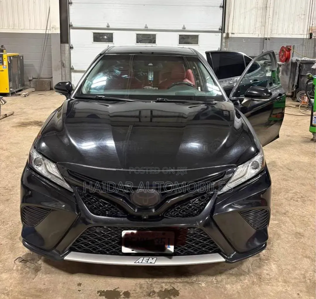 Toyota Camry XSE V6 FWD (3.5L 6cyl 8AM) 2018 Black