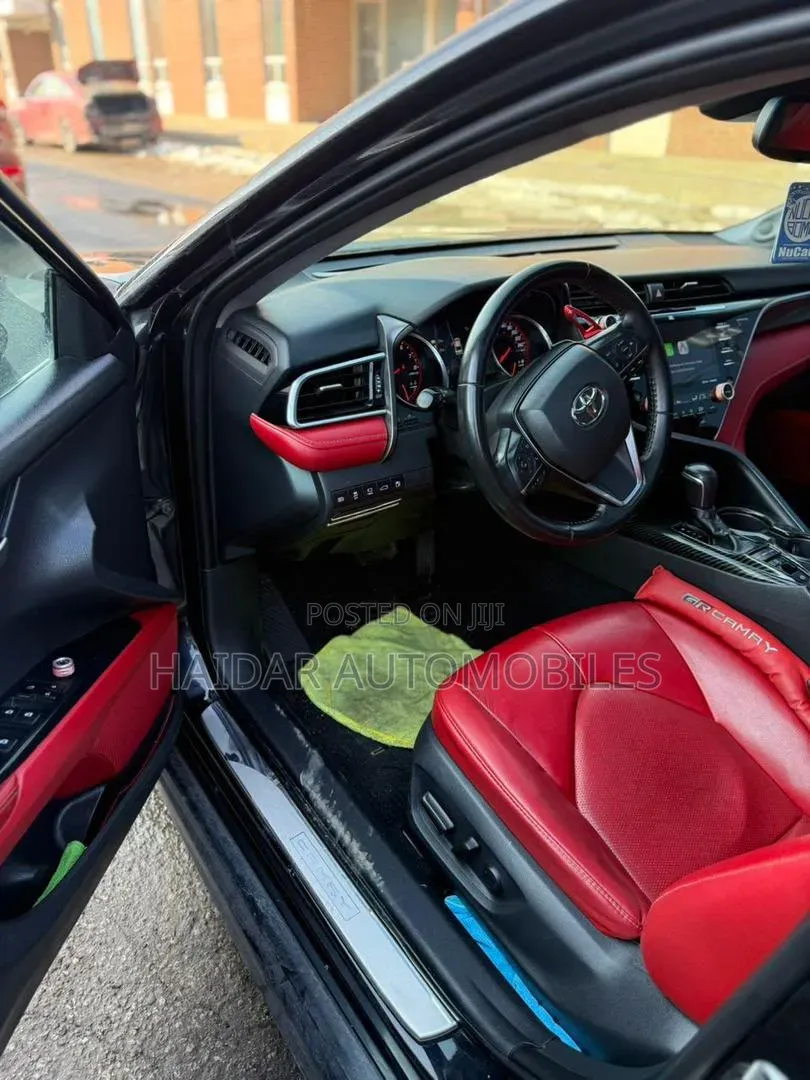 Toyota Camry XSE V6 FWD (3.5L 6cyl 8AM) 2018 Black