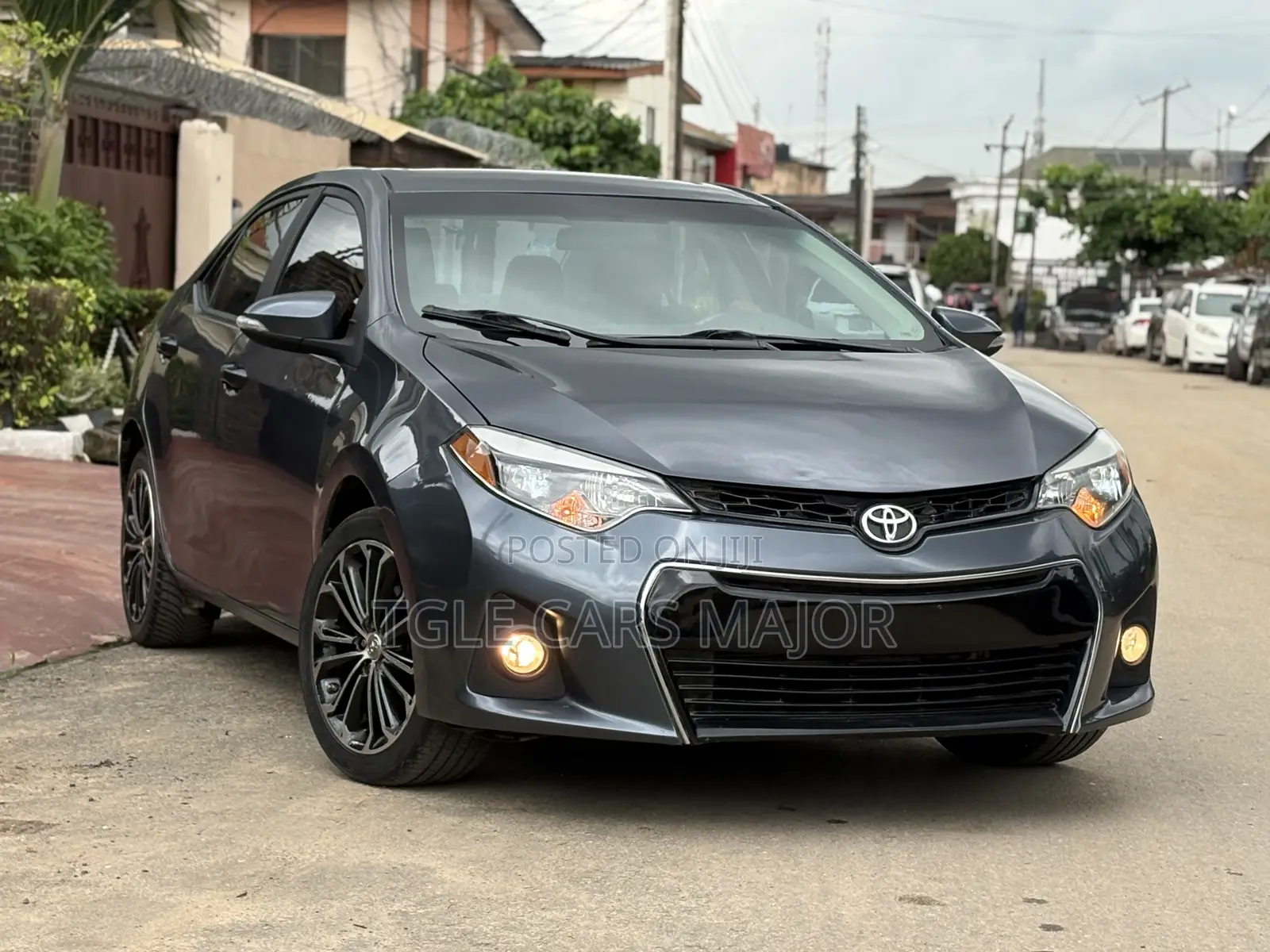 Toyota Corolla S Plus 4dr Sedan (1.8L 4cyl 6M) 2014 Gray