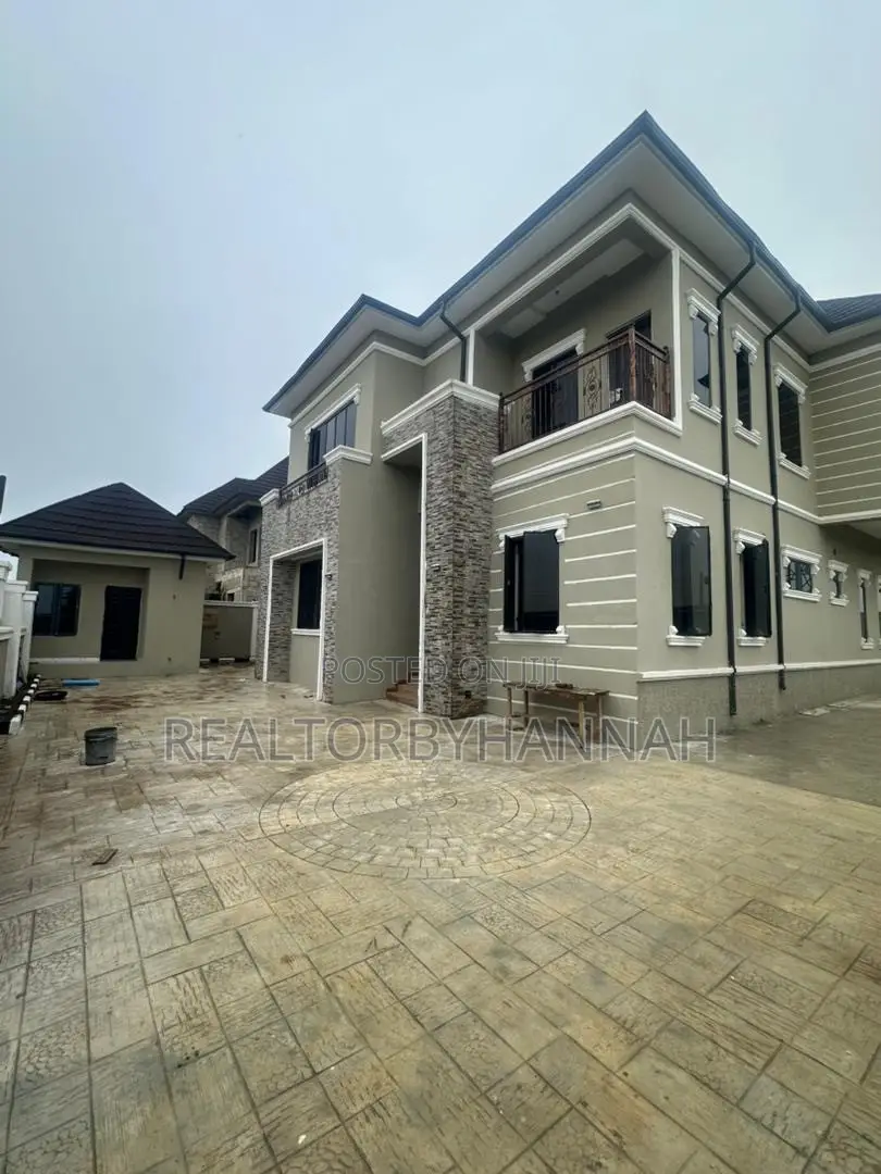5bdrm Duplex in Niu Estate, Kubwa for sale