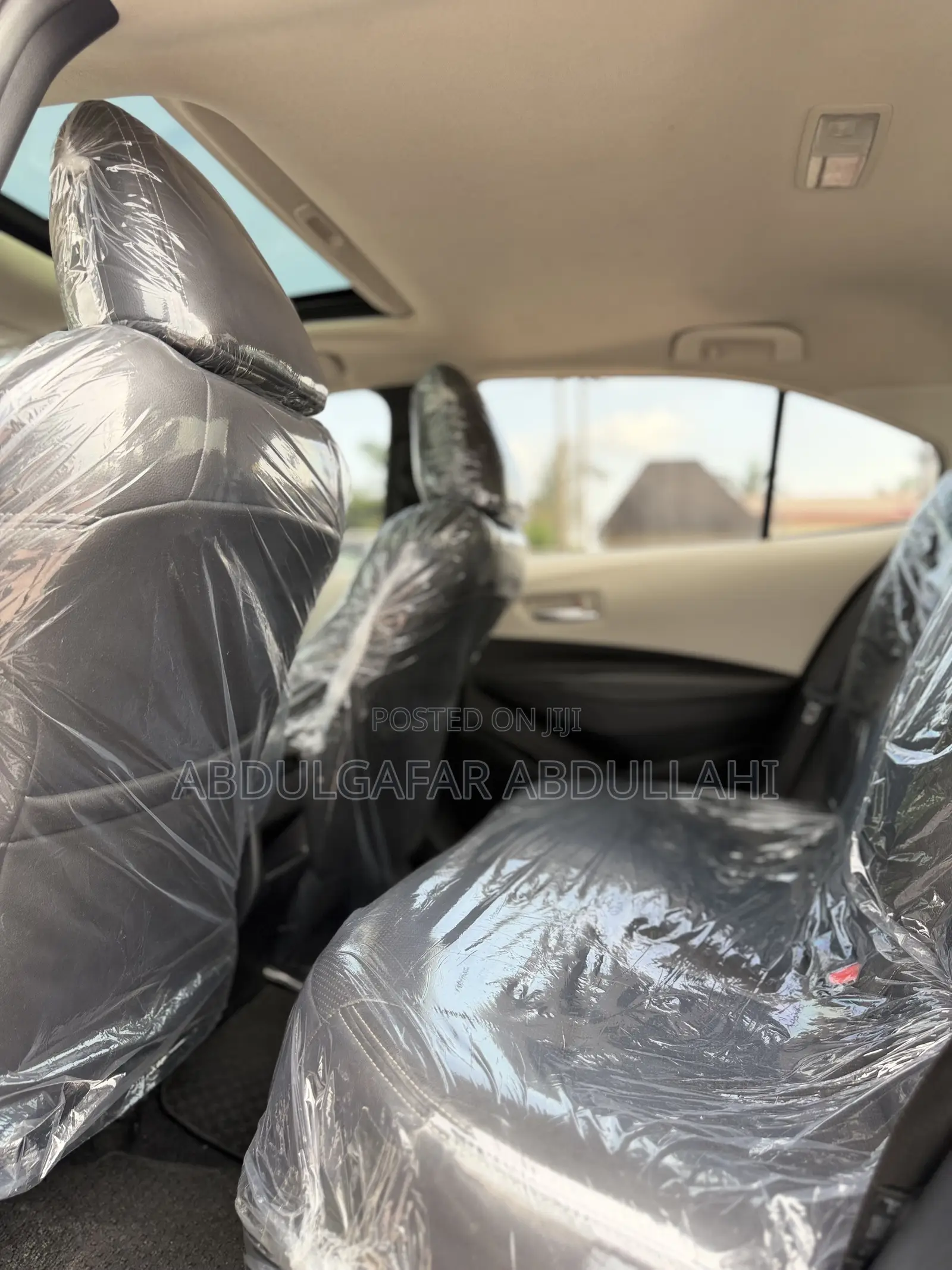 Toyota Corolla SE 2022 White