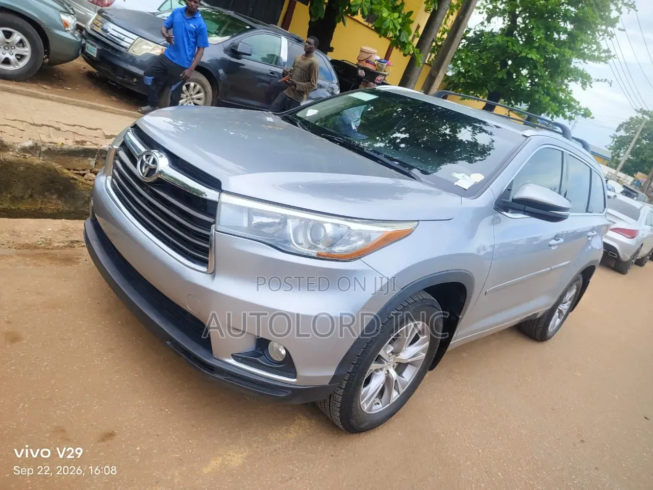Toyota Highlander XLE 4dr SUV (3.5L 6cyl 6A) 2015 Gray