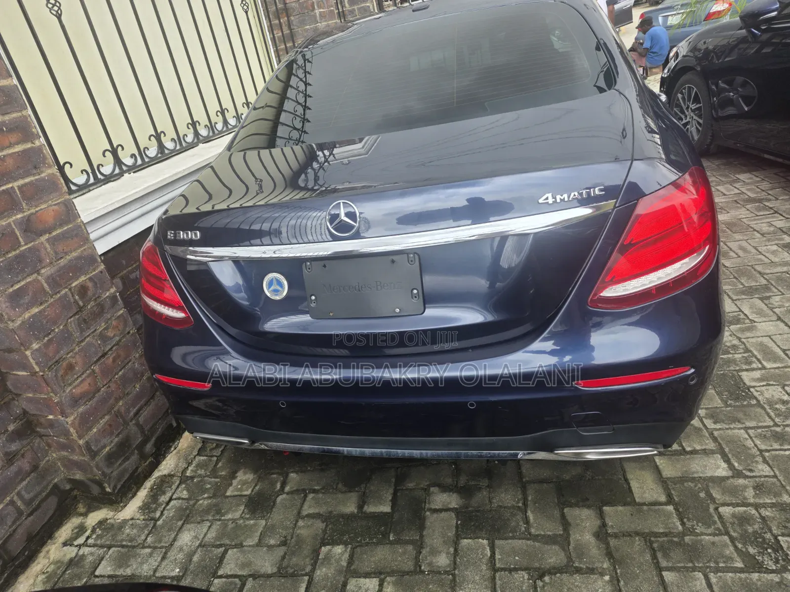 Mercedes-Benz E300 2017 Blue