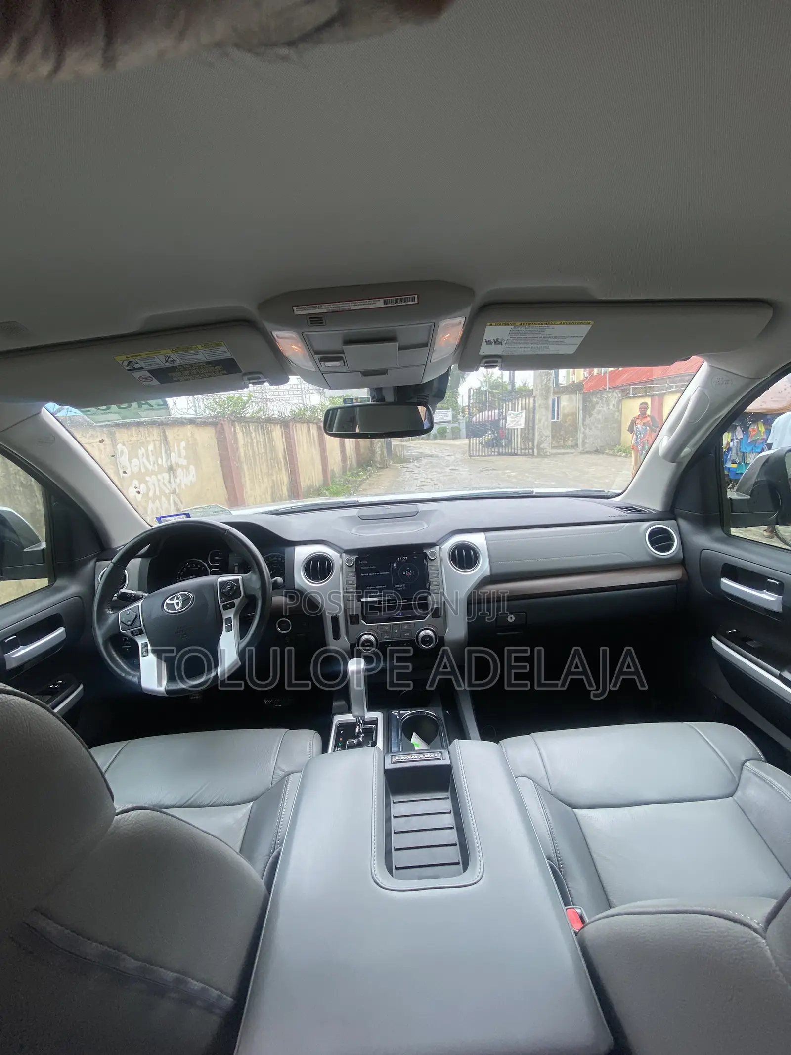 Toyota Tundra Limited 5.7L V8 4x4 Double Cab 6.6 ft. box 145.7 in. WB
