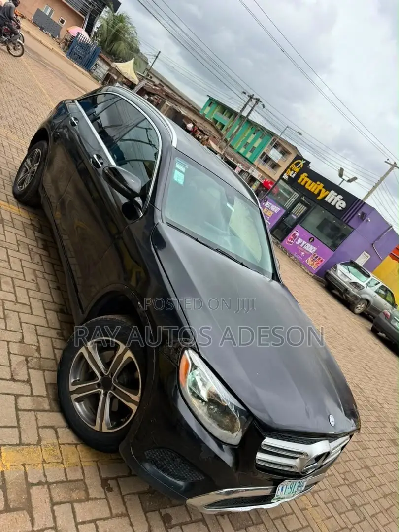 Mercedes-Benz GLC-Class 2016 Black