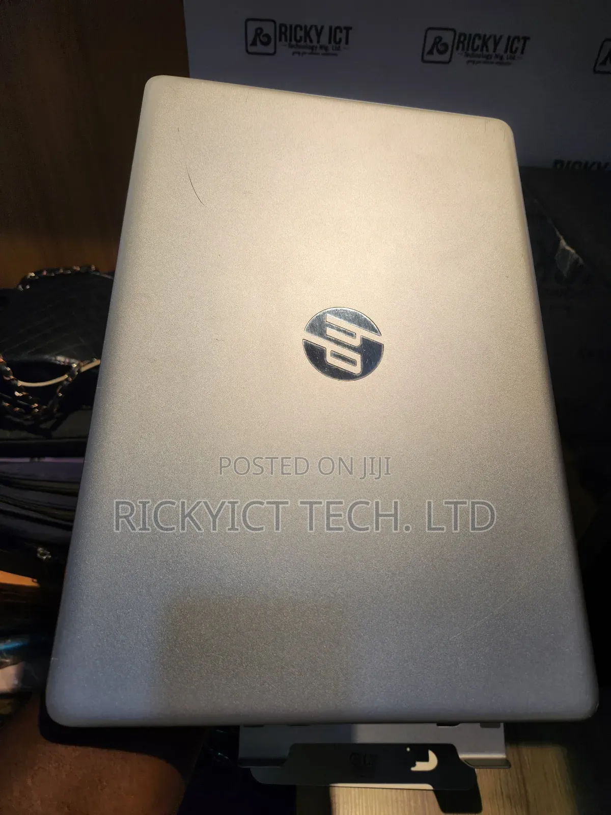 Laptop HP 15-dy2075tg 8GB Intel Core i7 SSD 256GB