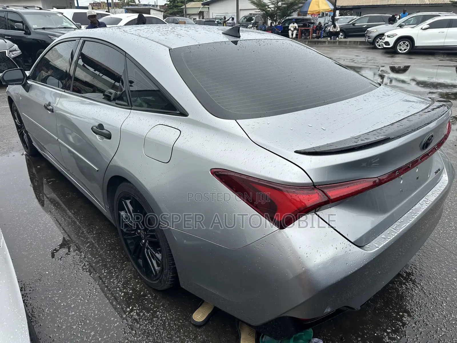 Toyota Avalon XSE Nightshade 2021 Silver