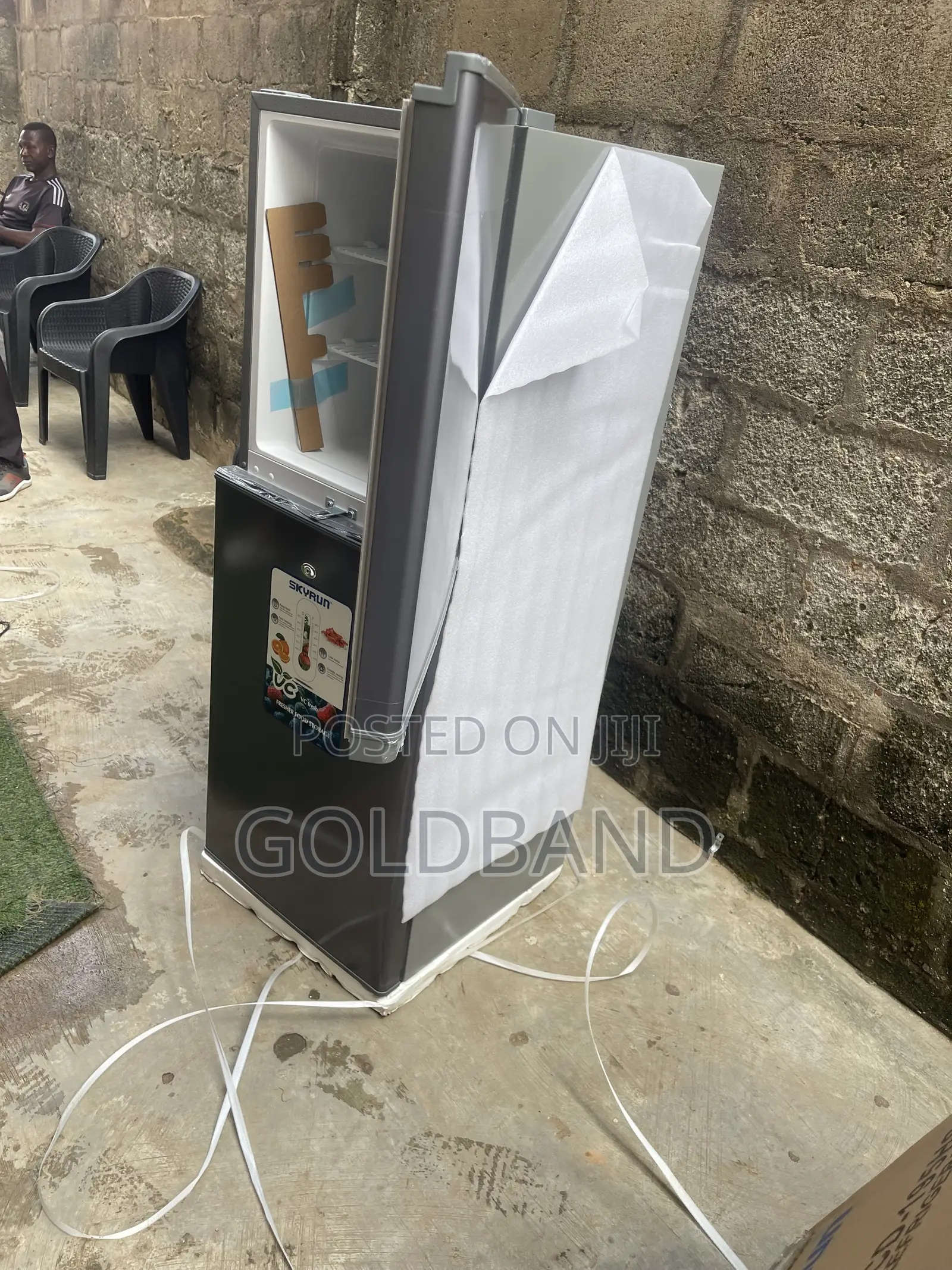 Skyrun 195L Double Door Refrigerator – Freshness Starts Here