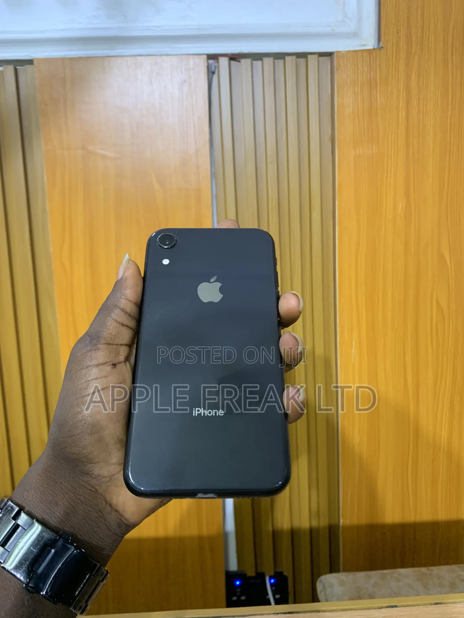 Apple iPhone XR 64 GB Black