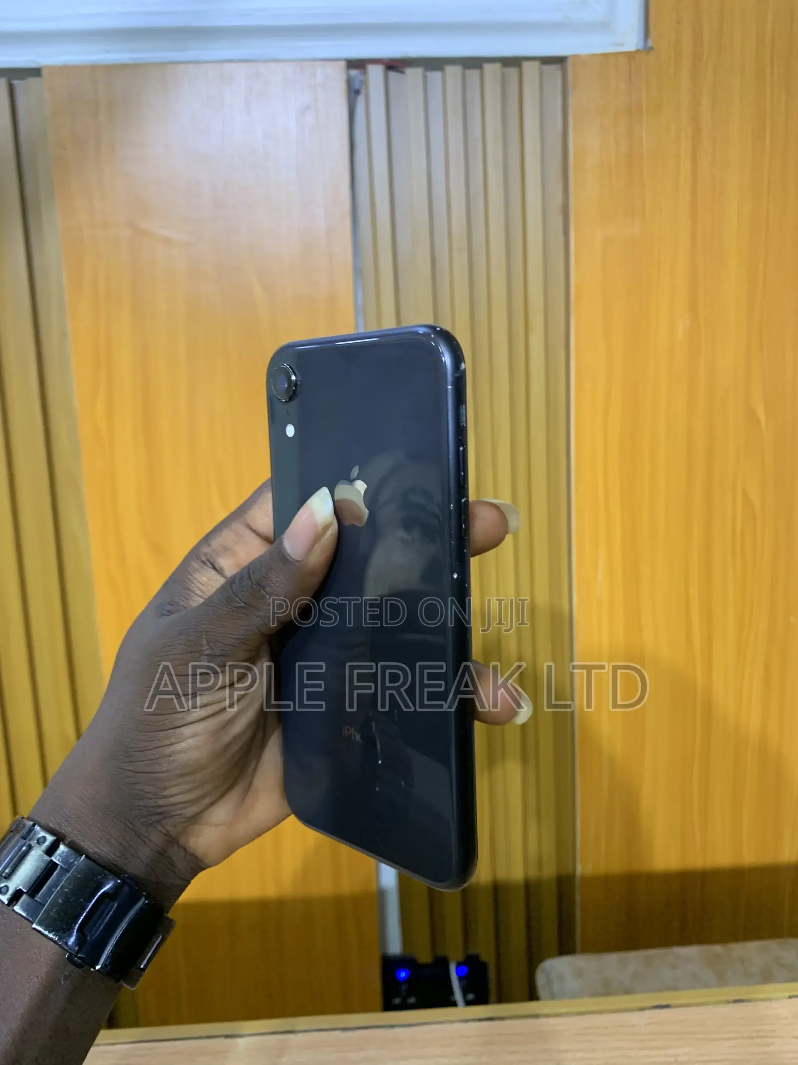 Apple iPhone XR 64 GB Black