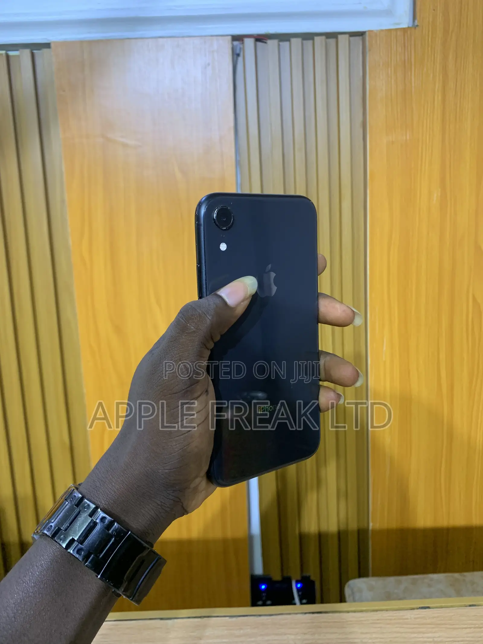 Apple iPhone XR 64 GB Black