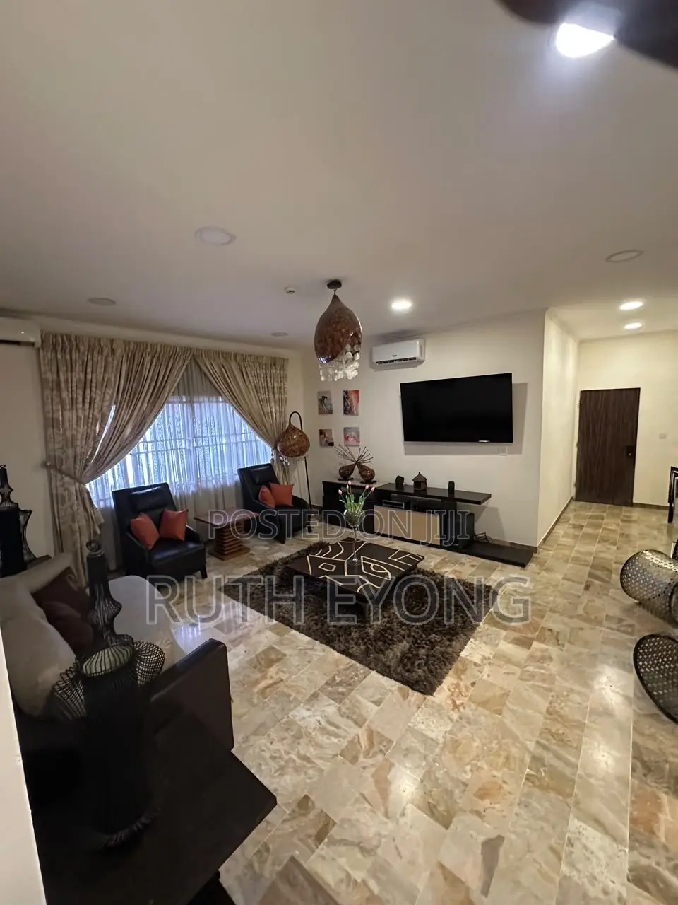 Furnished 2bdrm Apartment in ๐ฉ๐ถ๐ฐ๐๐ผ๐ฟ๐ถ๐ฎ ๐๐๐น๐ฎ๐ป๐ฑ, Adeola Odeku for rent
