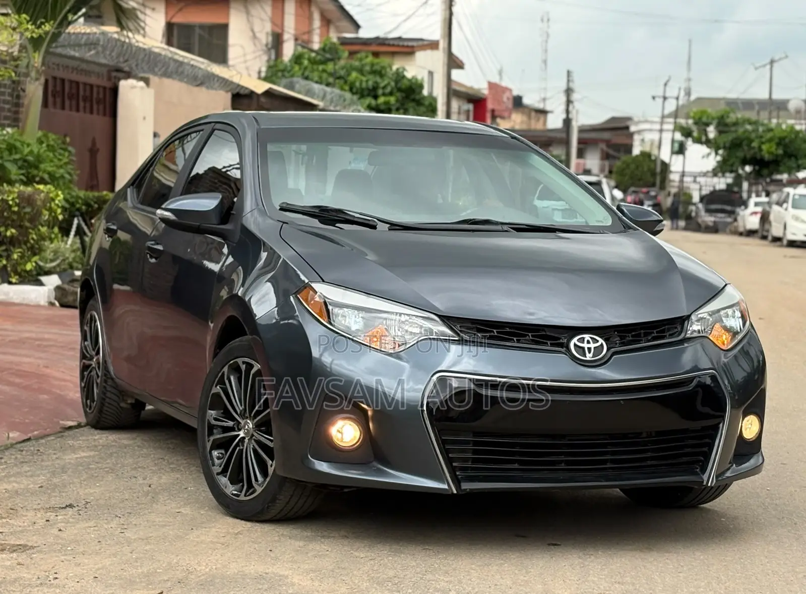 Toyota Corolla 2014 Green