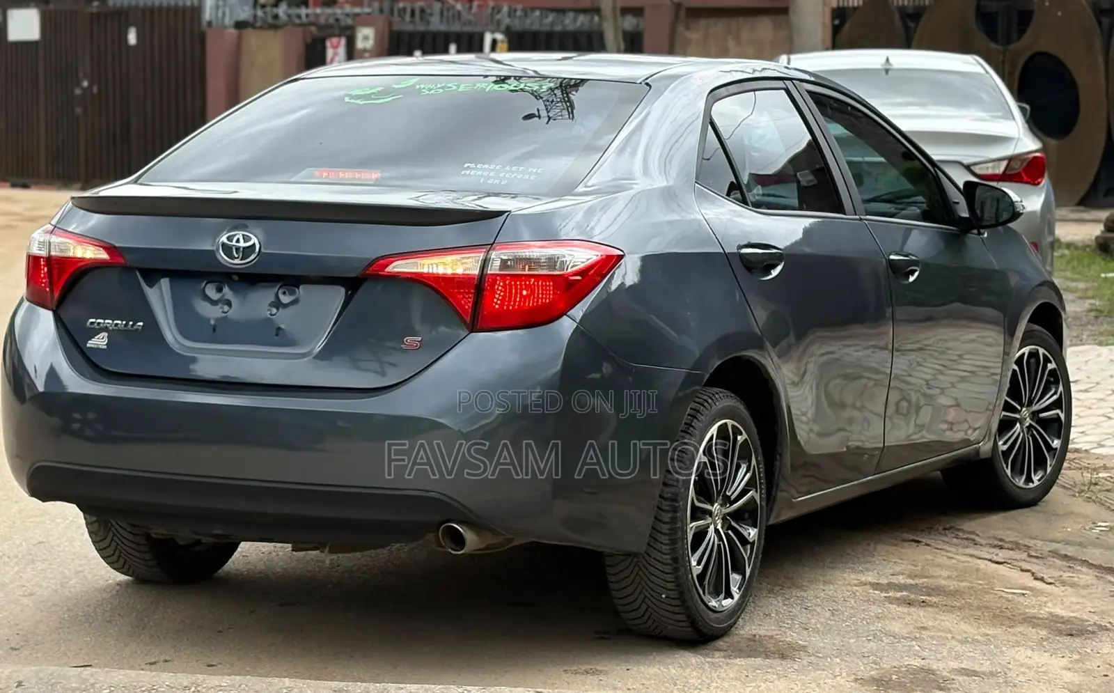 Toyota Corolla 2014 Green