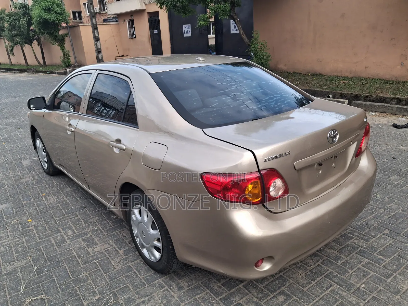 Toyota Corolla 2008 Gold