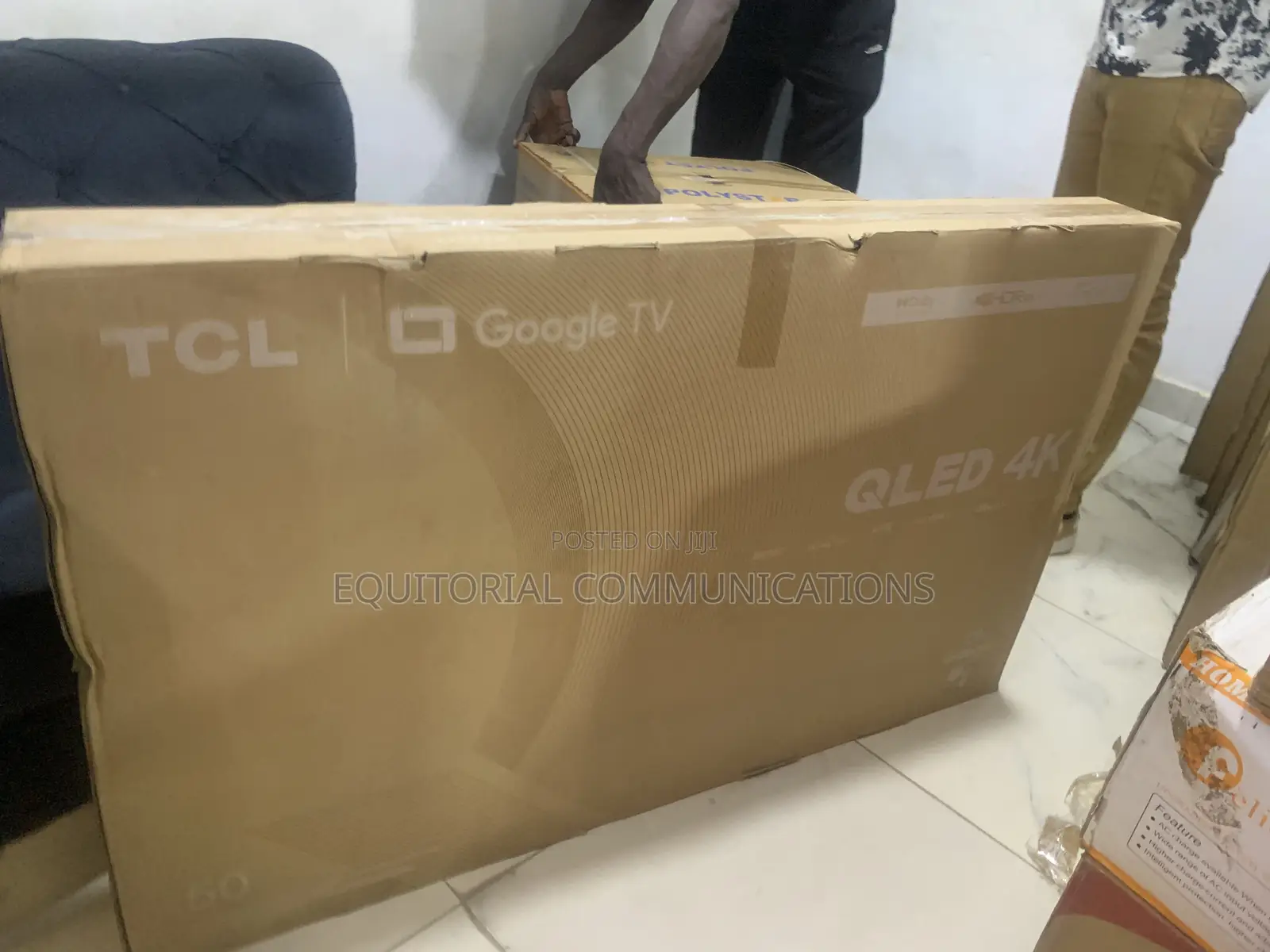 TCL 50" QLED – Stunning Picture, Smart Entertainment