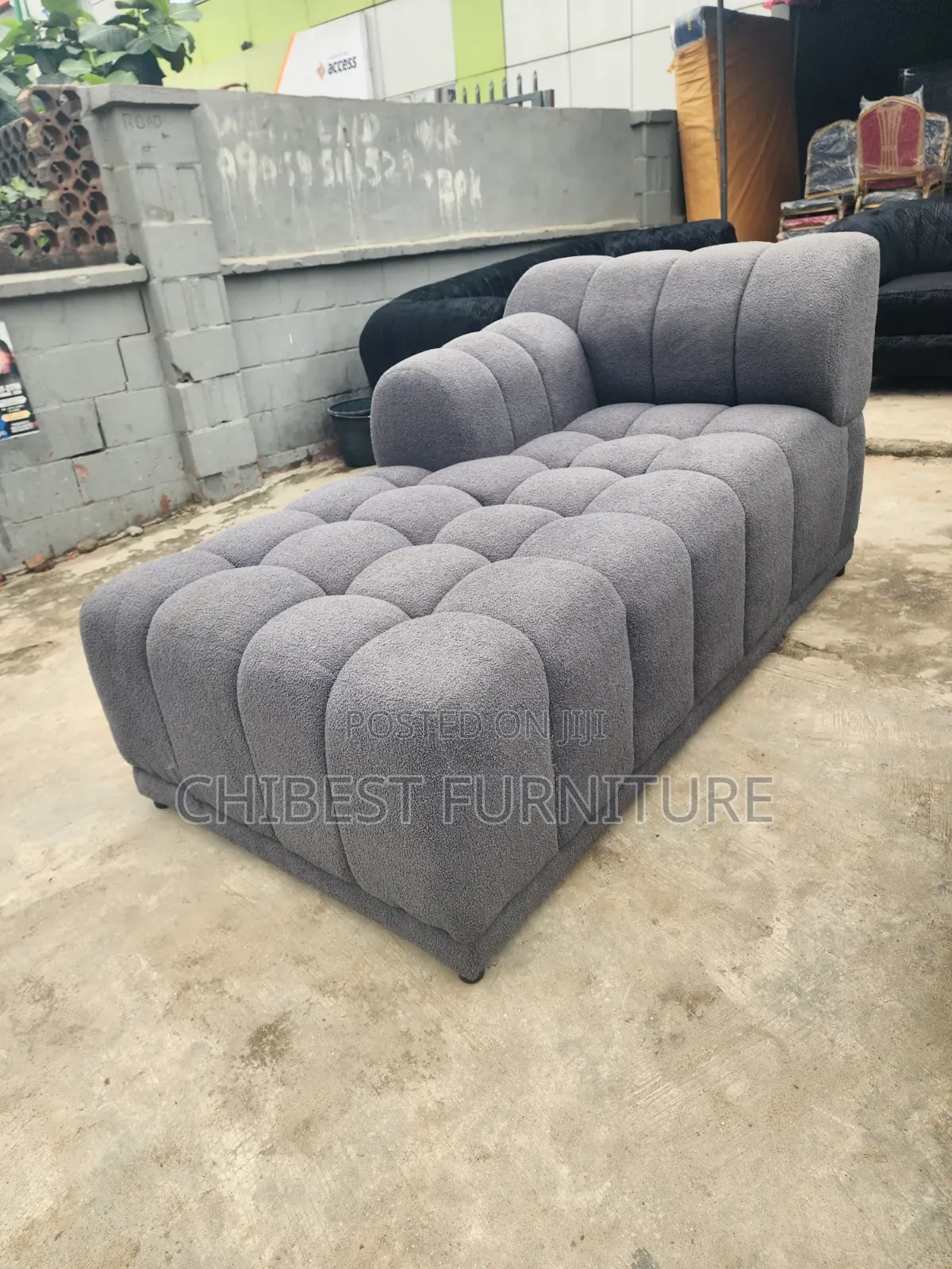 Executive L-Shaped Fabric Sofa Chair.