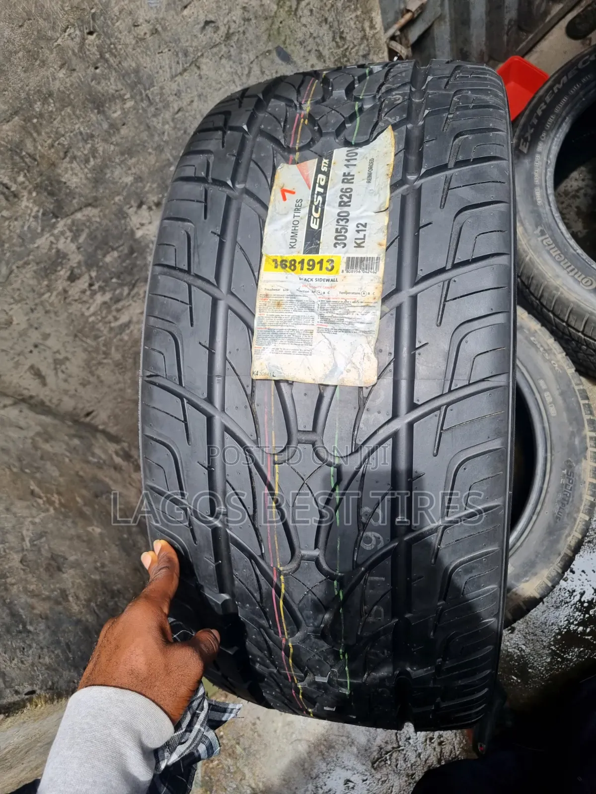 Brand New Kumho Ecsta STX Tyre – 305/30 R26 110V (RF / Extra Load)