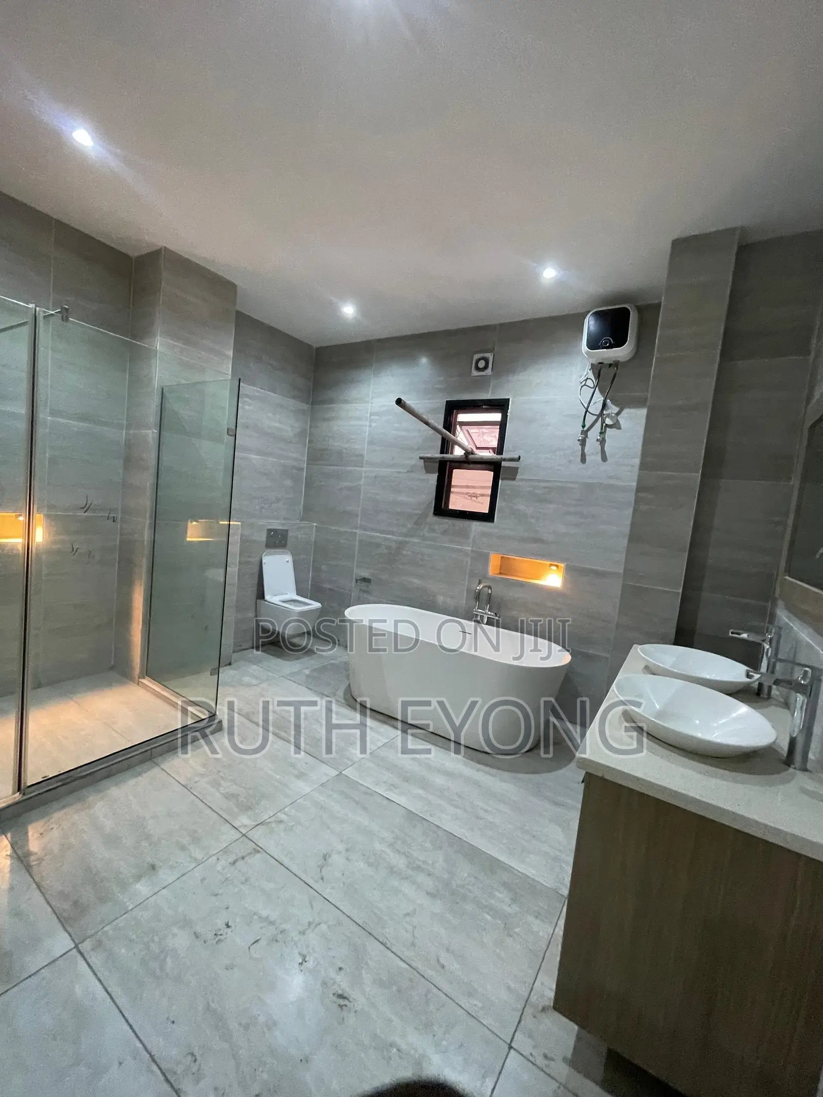 3bdrm Apartment in Ikoyi Lagos for sale