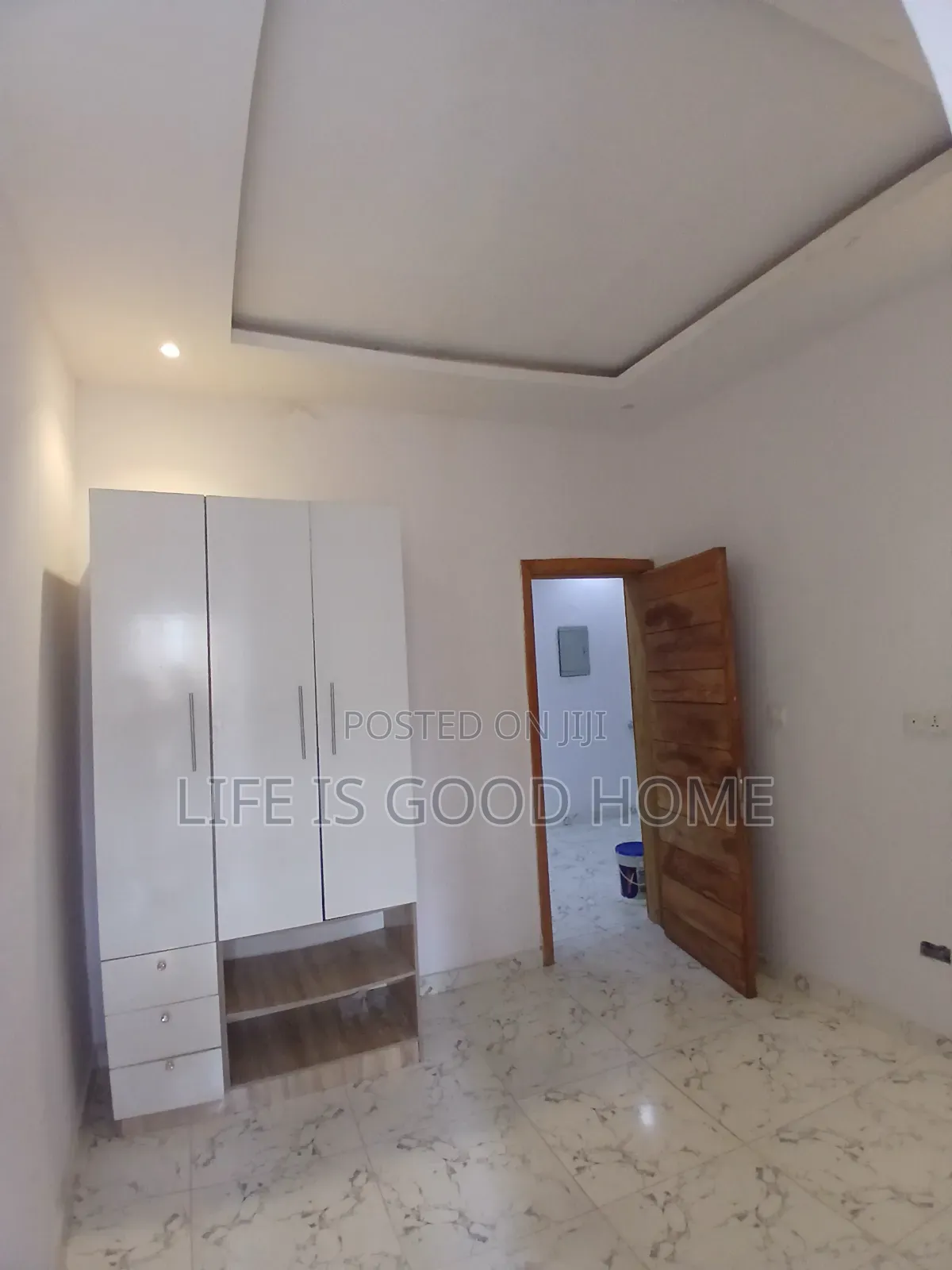 1bdrm Shared Apartment in Seaview Estate, Chevron for rent