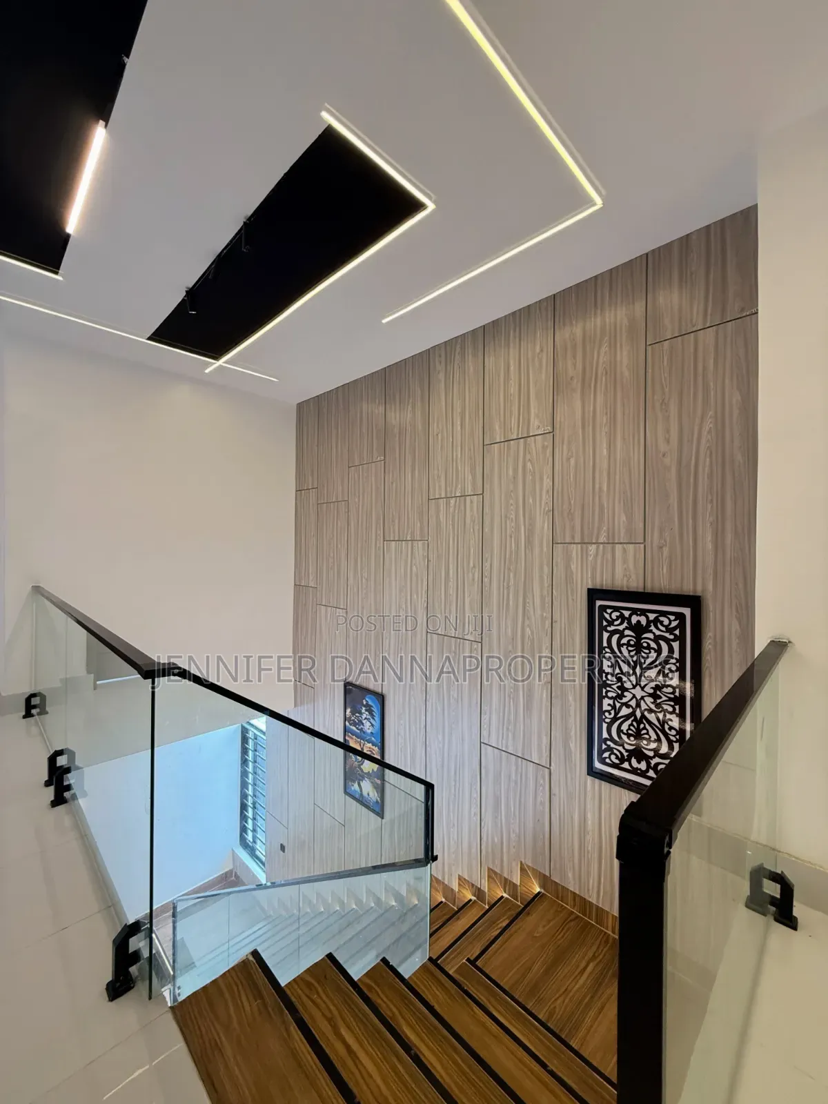 5bdrm Duplex in Sangotedo for sale