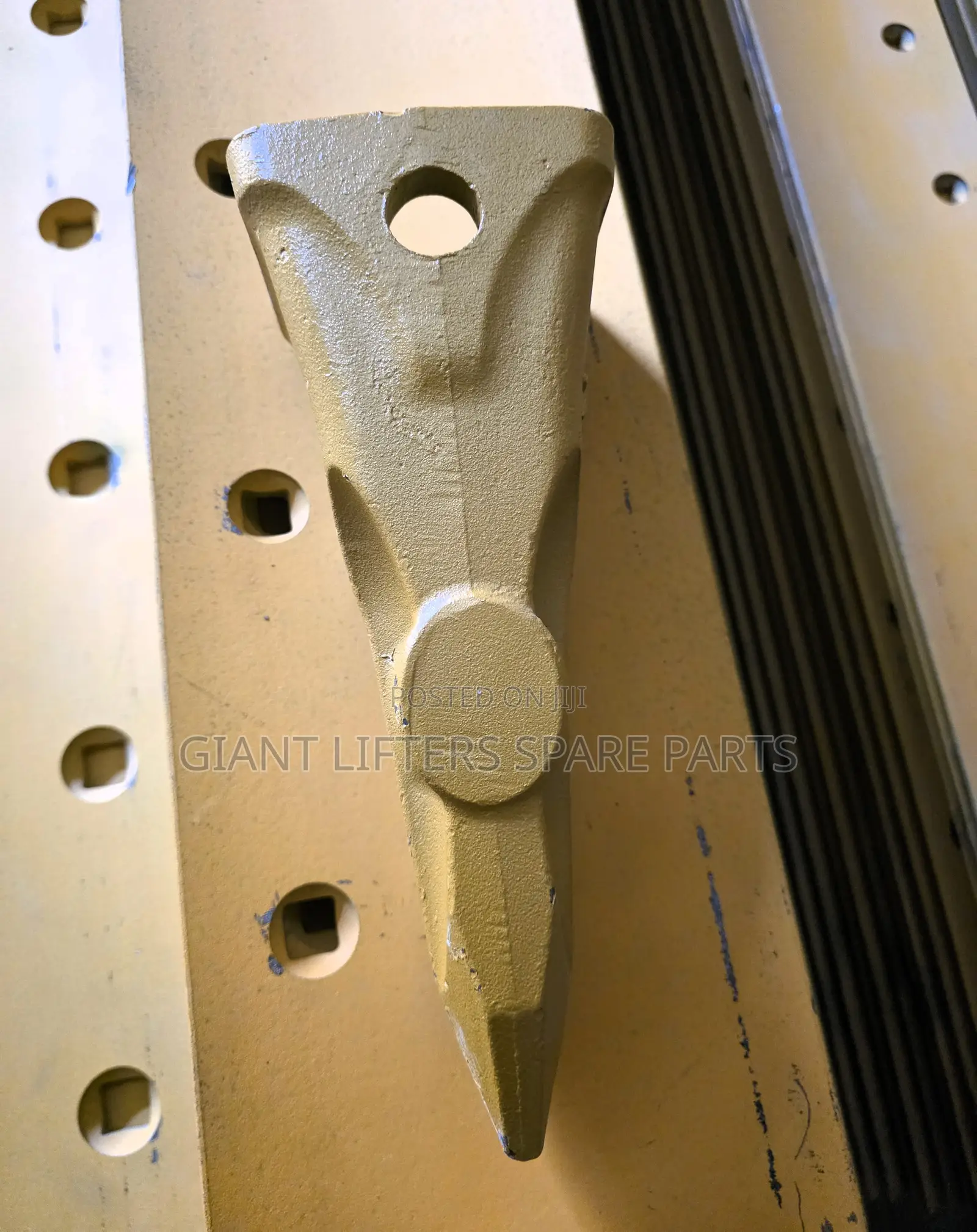 7T3402RC J400 Rock Chisel Bucket Tooth