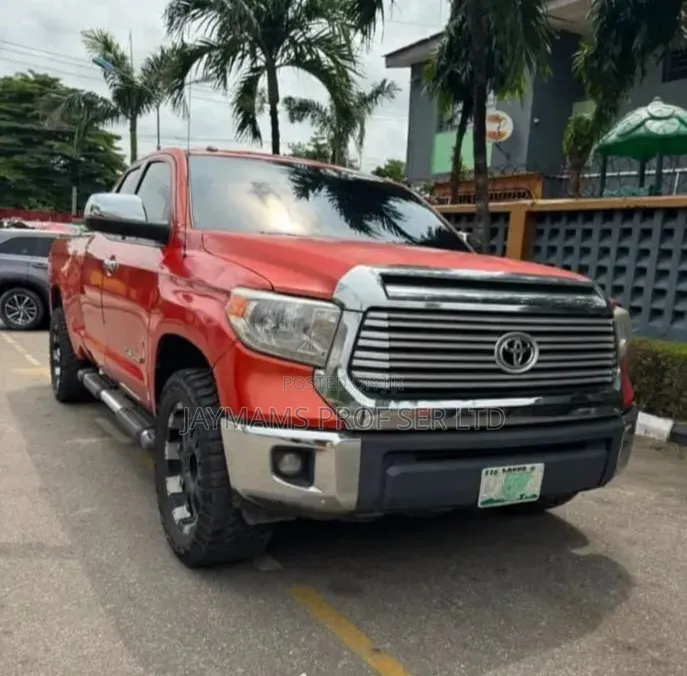 Toyota Tundra SR 4.6L V8 4x2 Double Cab 6.6 ft. box 145.7 in. WB 2018