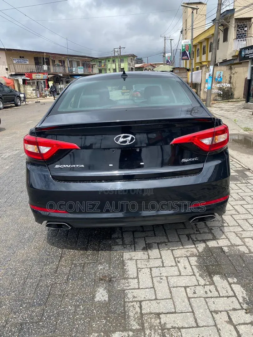 Hyundai Sonata Limited Sedan FWD (2.4L 4cyl 6A) 2016 Gray