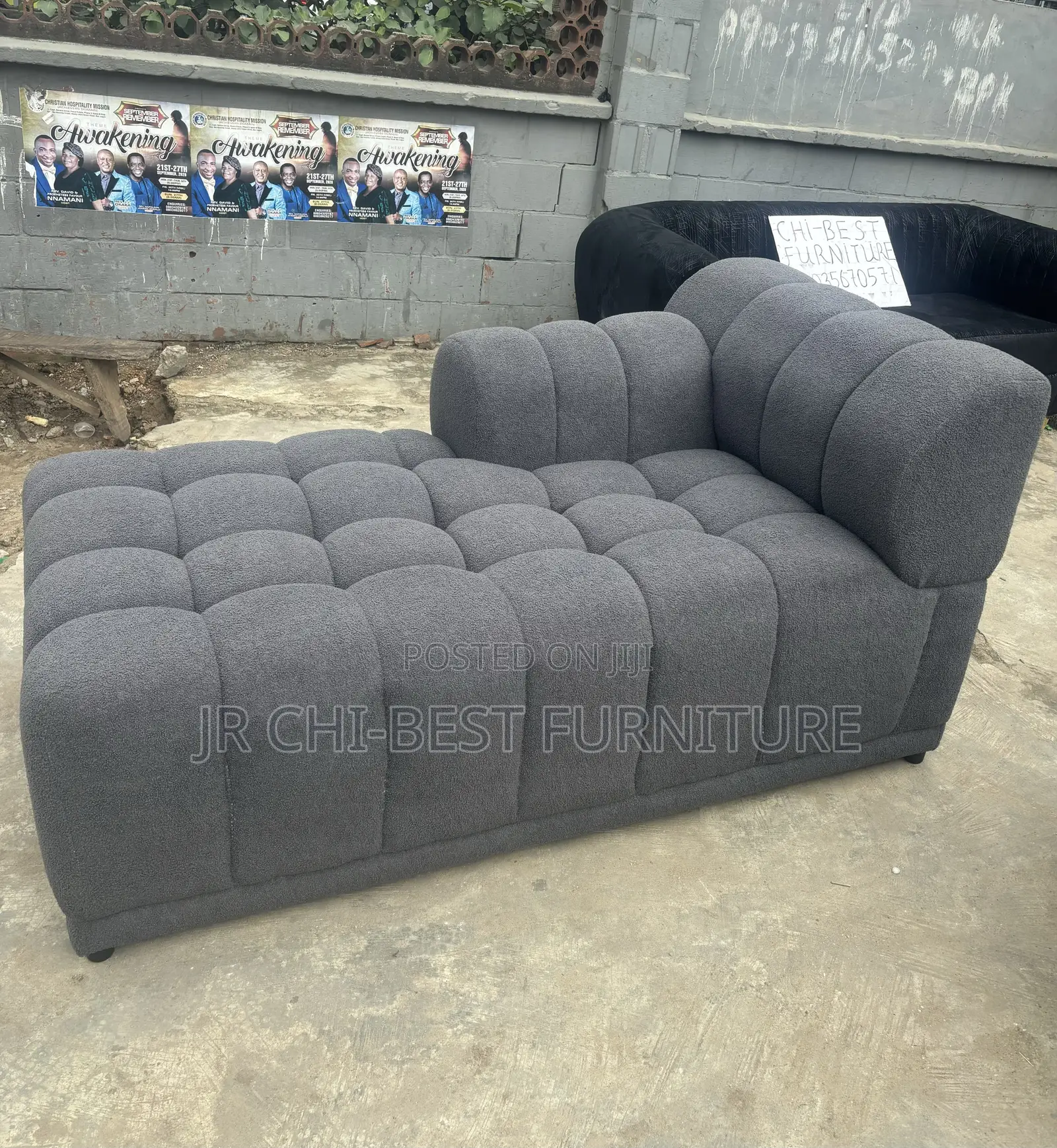 L-Shaped Upholstery Fabric Sofa of Proven Quality