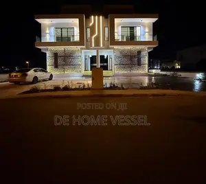5bdrm Duplex in Cowrie Creek, Ikate for sale