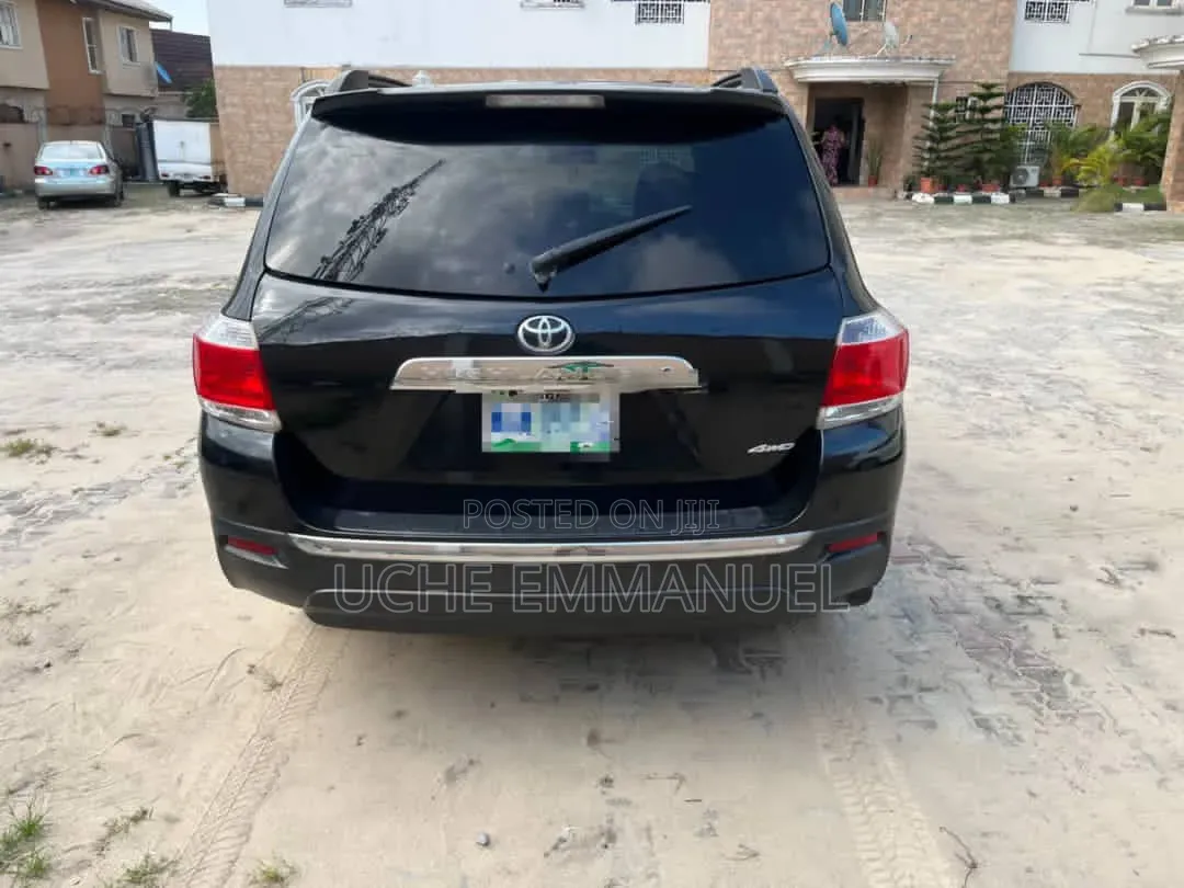 Toyota Highlander 2014 Black