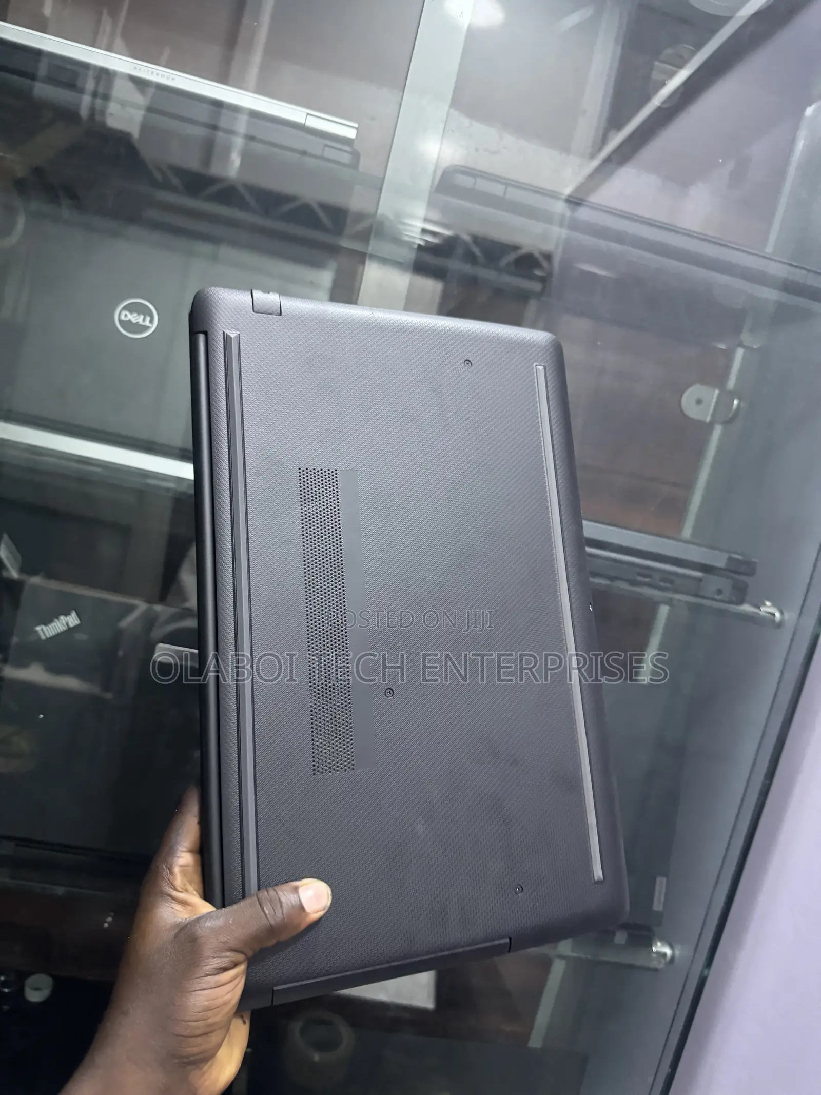 Laptop HP 15-da3007nia 8GB Intel Core i5 SSD 256GB