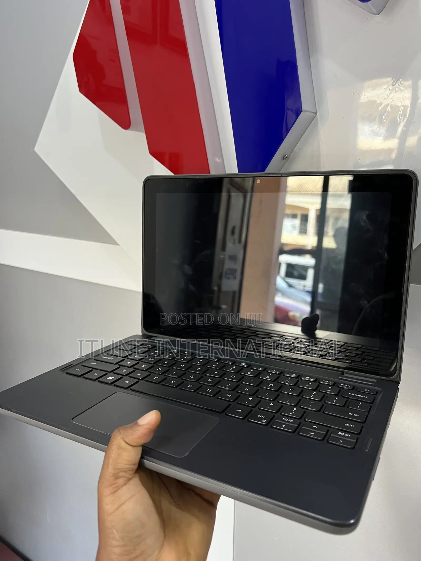 Laptop Dell Latitude 3120 4GB Intel Pentium SSD 128GB